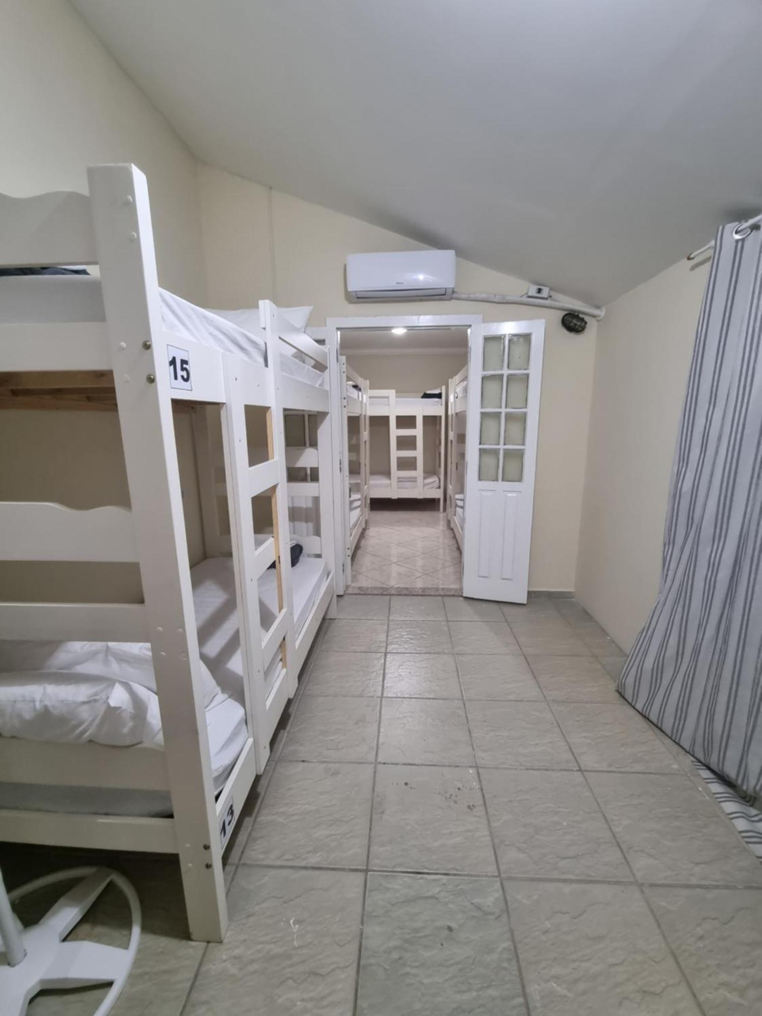 Zenit Hostel Da Cris Cabo Frio Extérieur photo